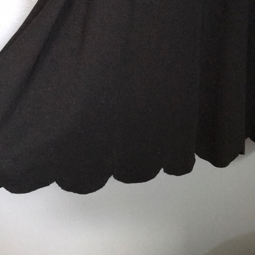 Black Dress - Picture 5 of 8